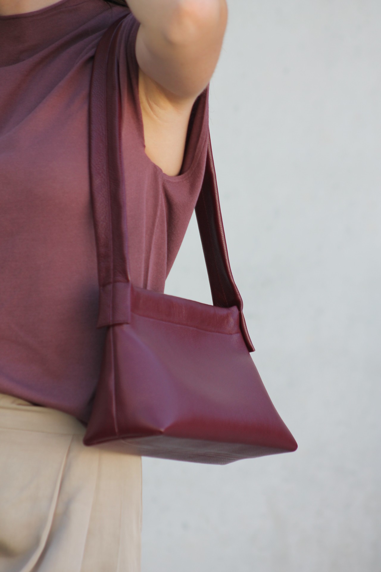 VERA SHOULDER BAG